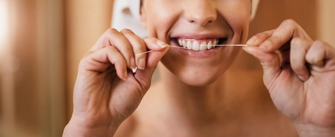 Diş İpi Kullanımı Neden Önemlidir?